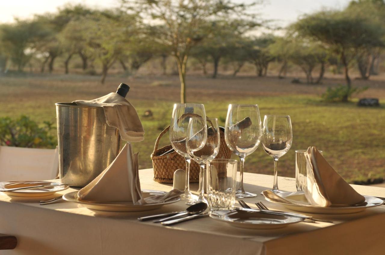 Severin Safari Camp Tsavo West National Park Exterior foto